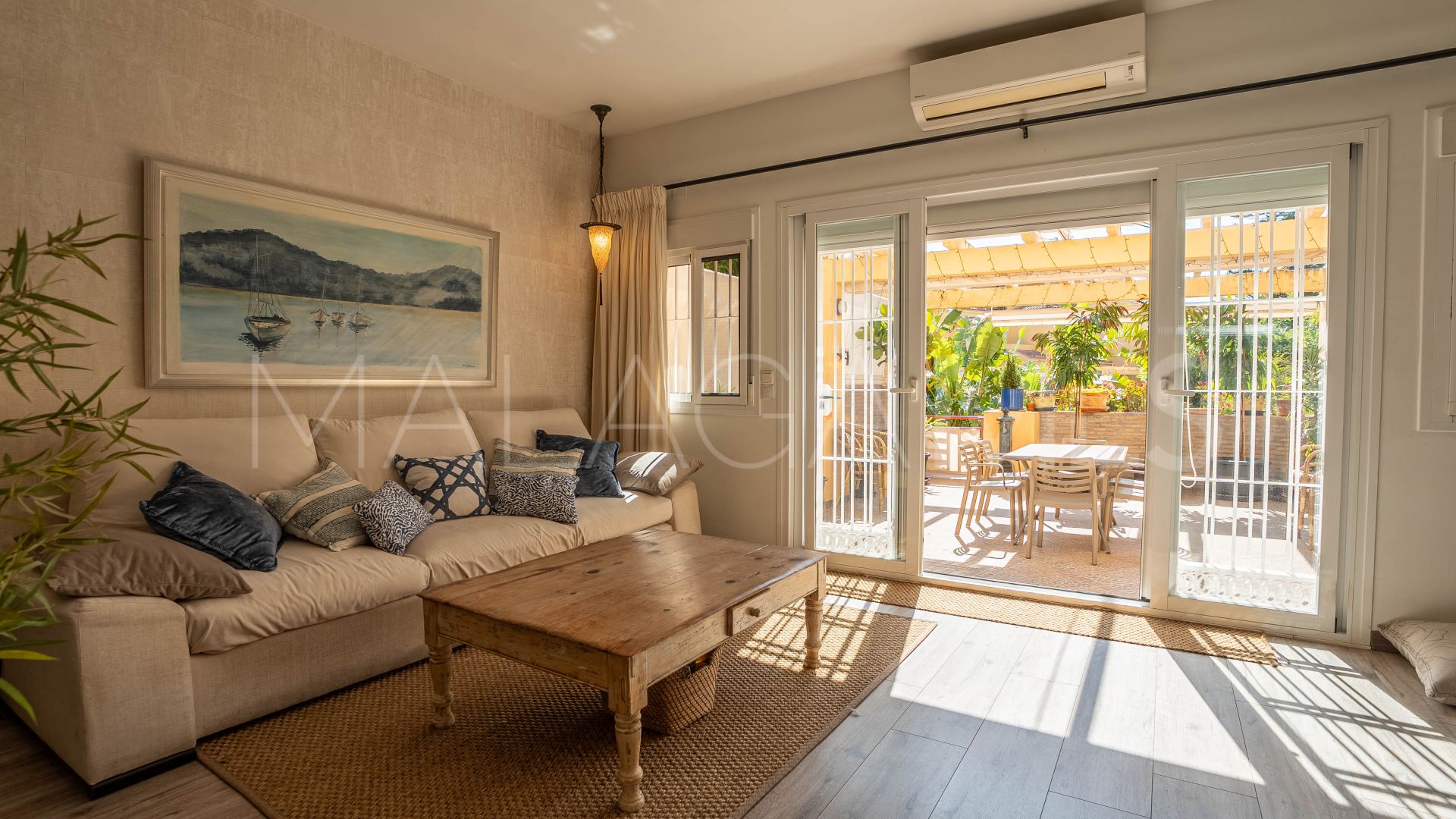 Se vende adosado in La Palmera de 3 bedrooms