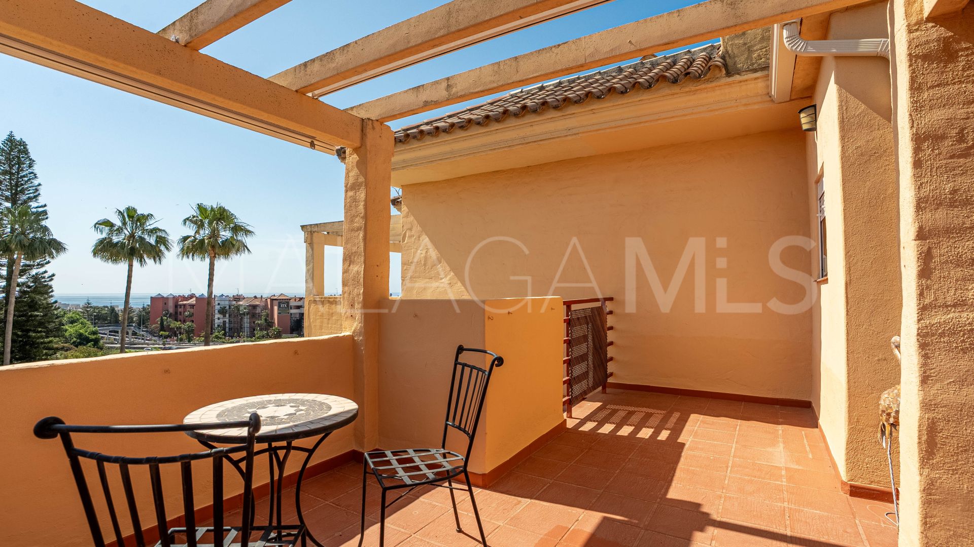 Se vende adosado in La Palmera de 3 bedrooms
