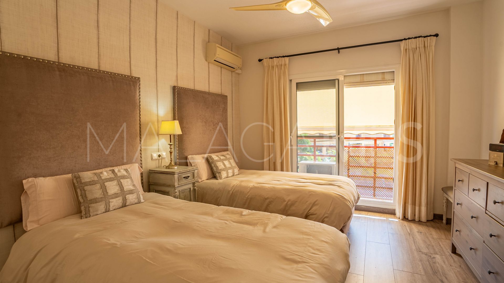 Se vende adosado in La Palmera de 3 bedrooms