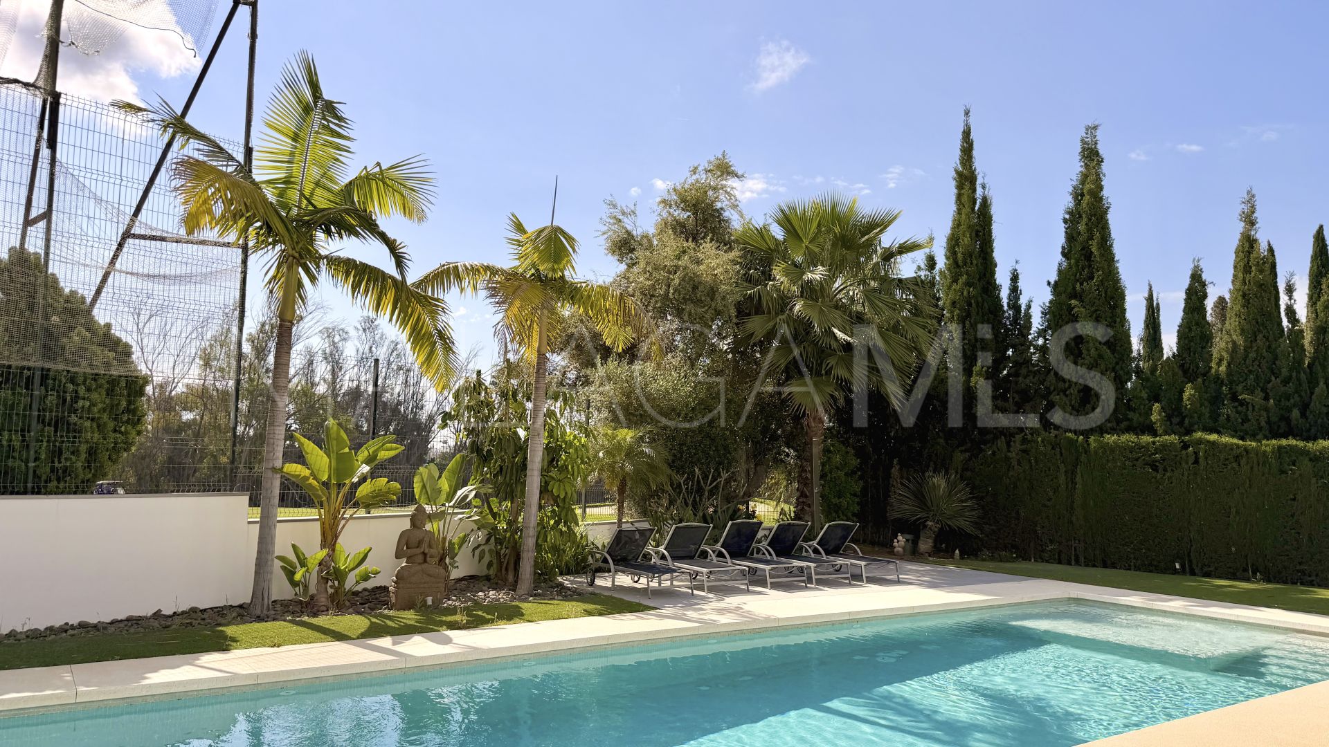 Villa for sale in Los Naranjos Golf