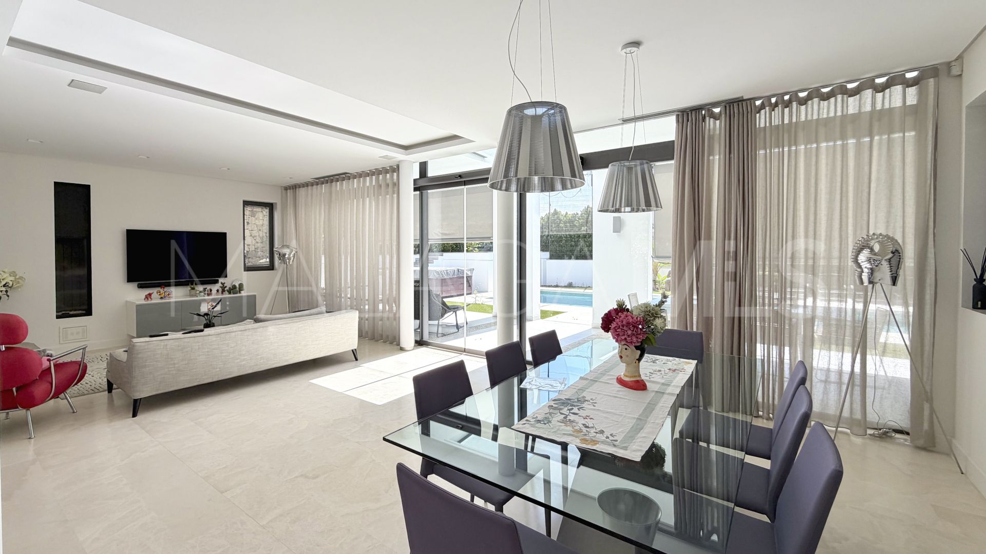 Villa for sale in Los Naranjos Golf