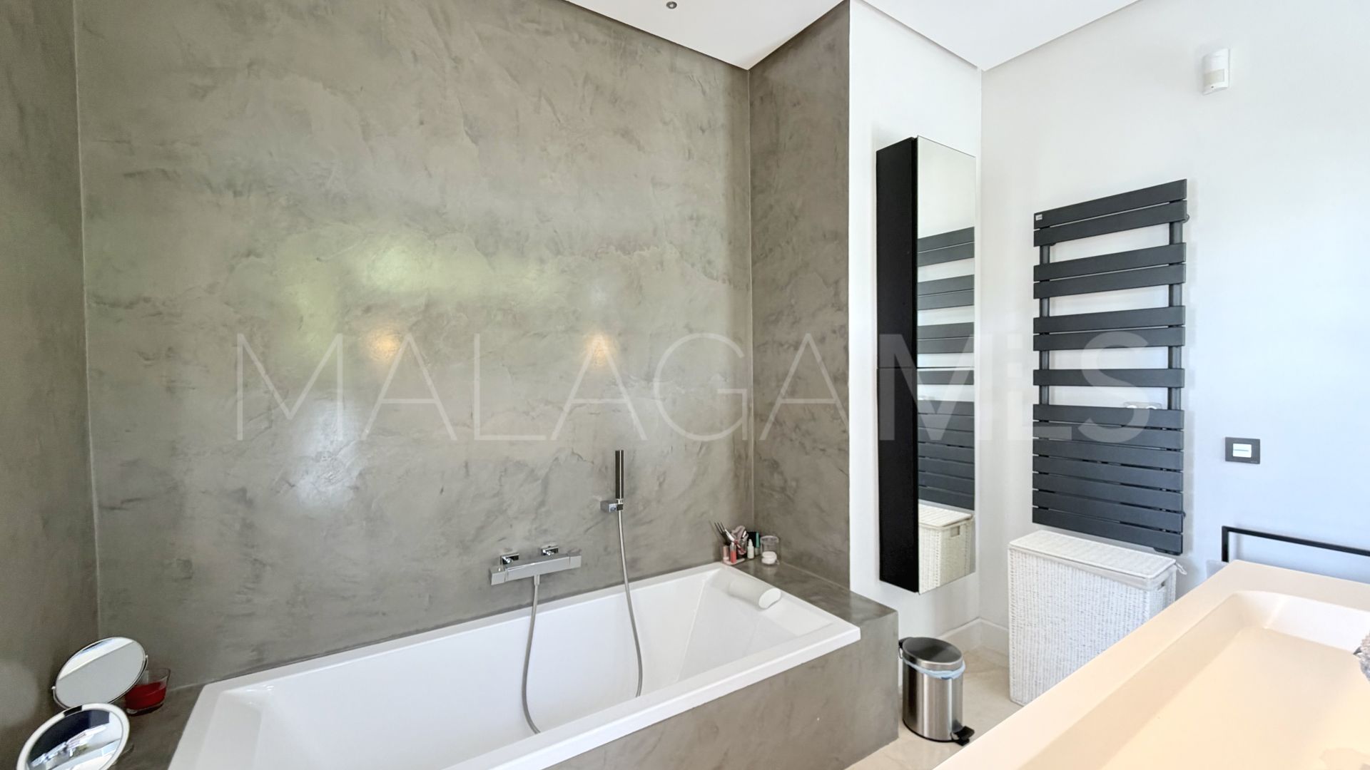 Villa for sale in Los Naranjos Golf
