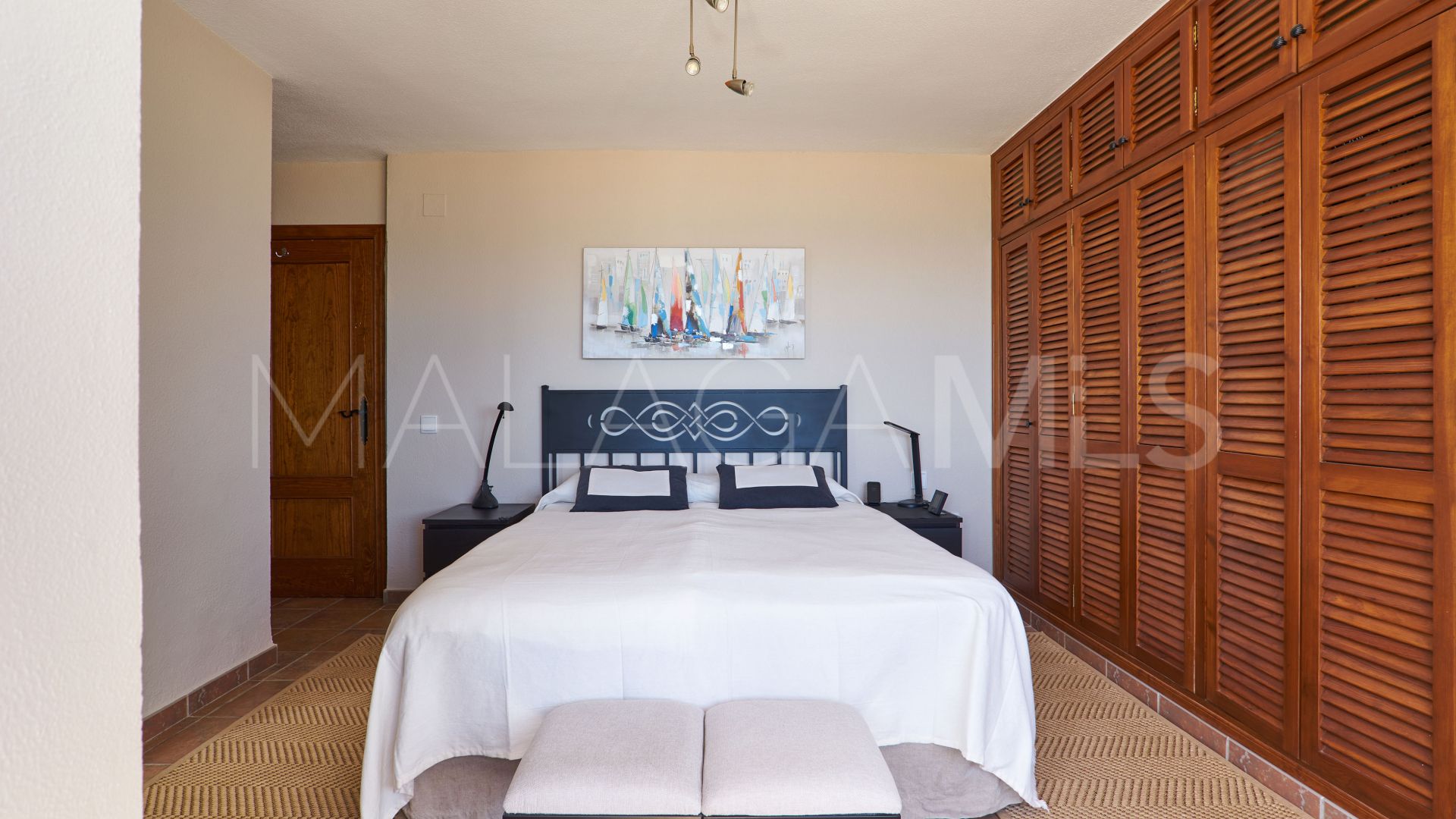 Hus i byn for sale in Marina de Casares