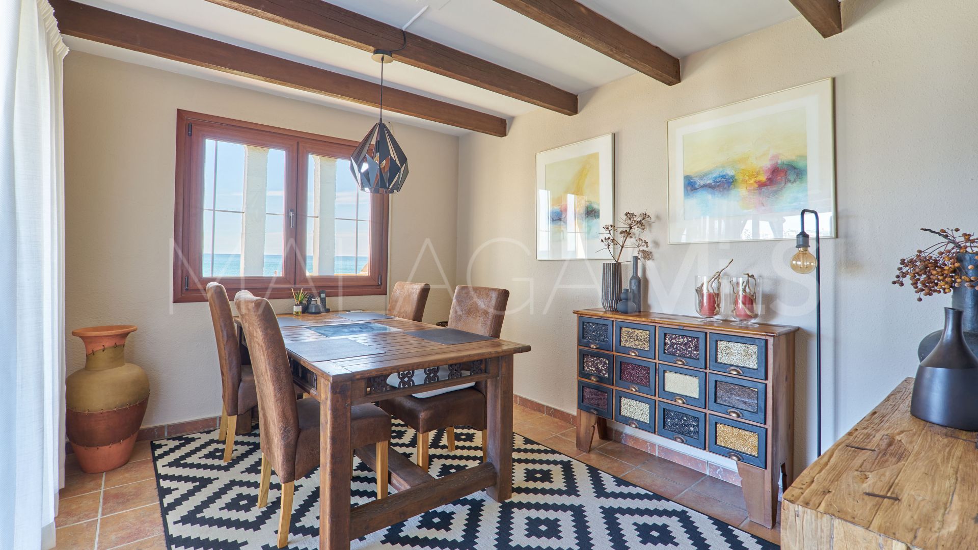 Hus i byn for sale in Marina de Casares