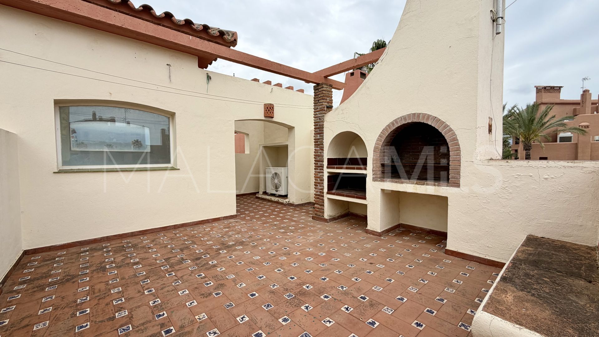 Maison de ville for sale in Garden Beach
