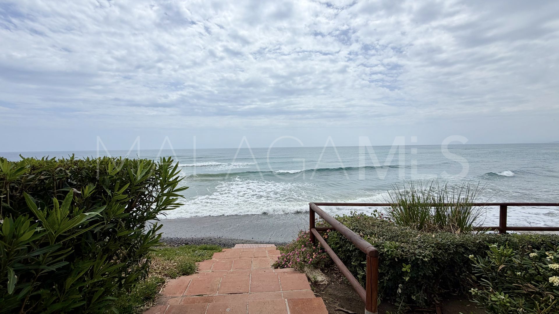 Maison de ville for sale in Garden Beach