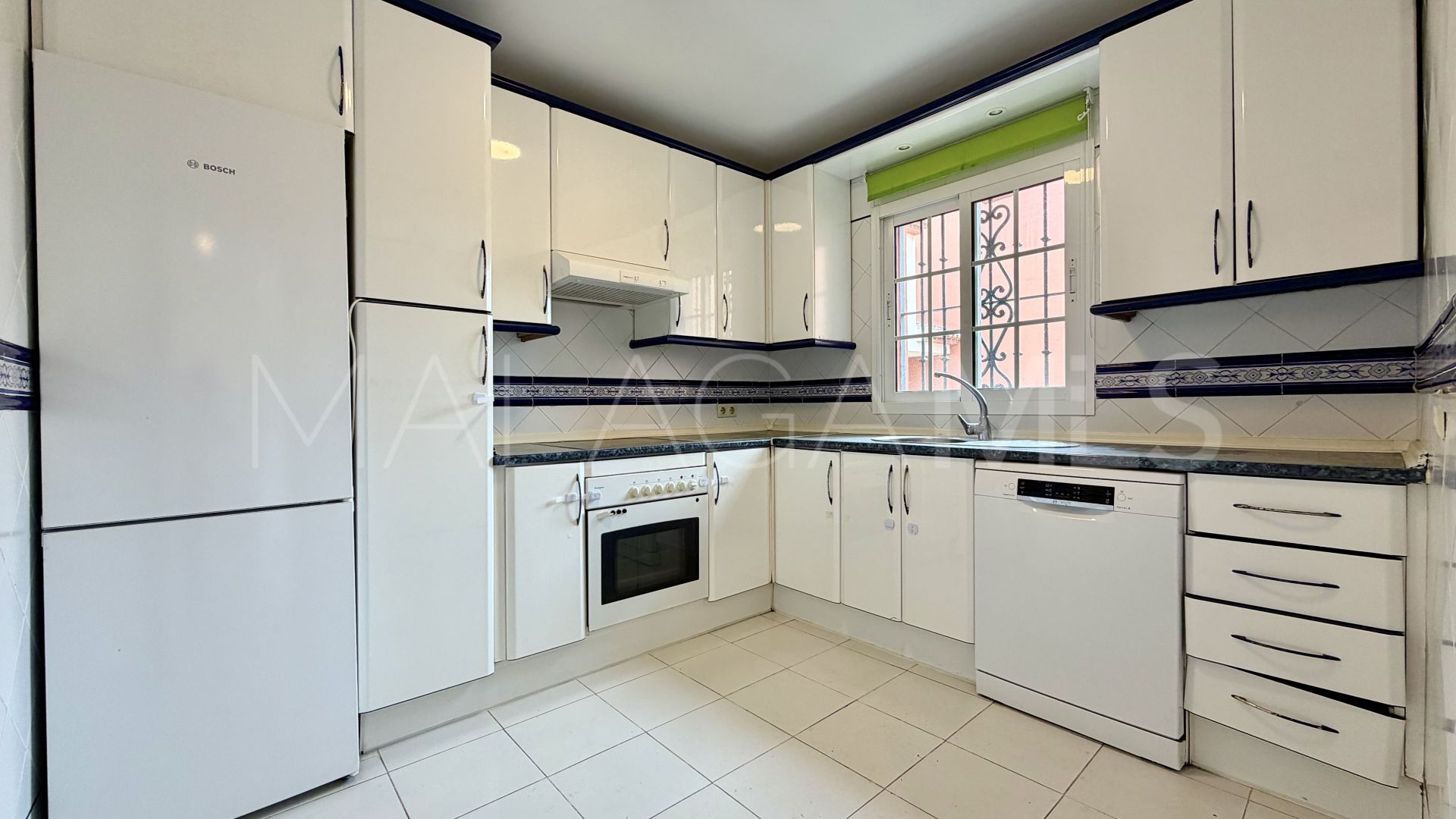 Maison de ville for sale in Garden Beach
