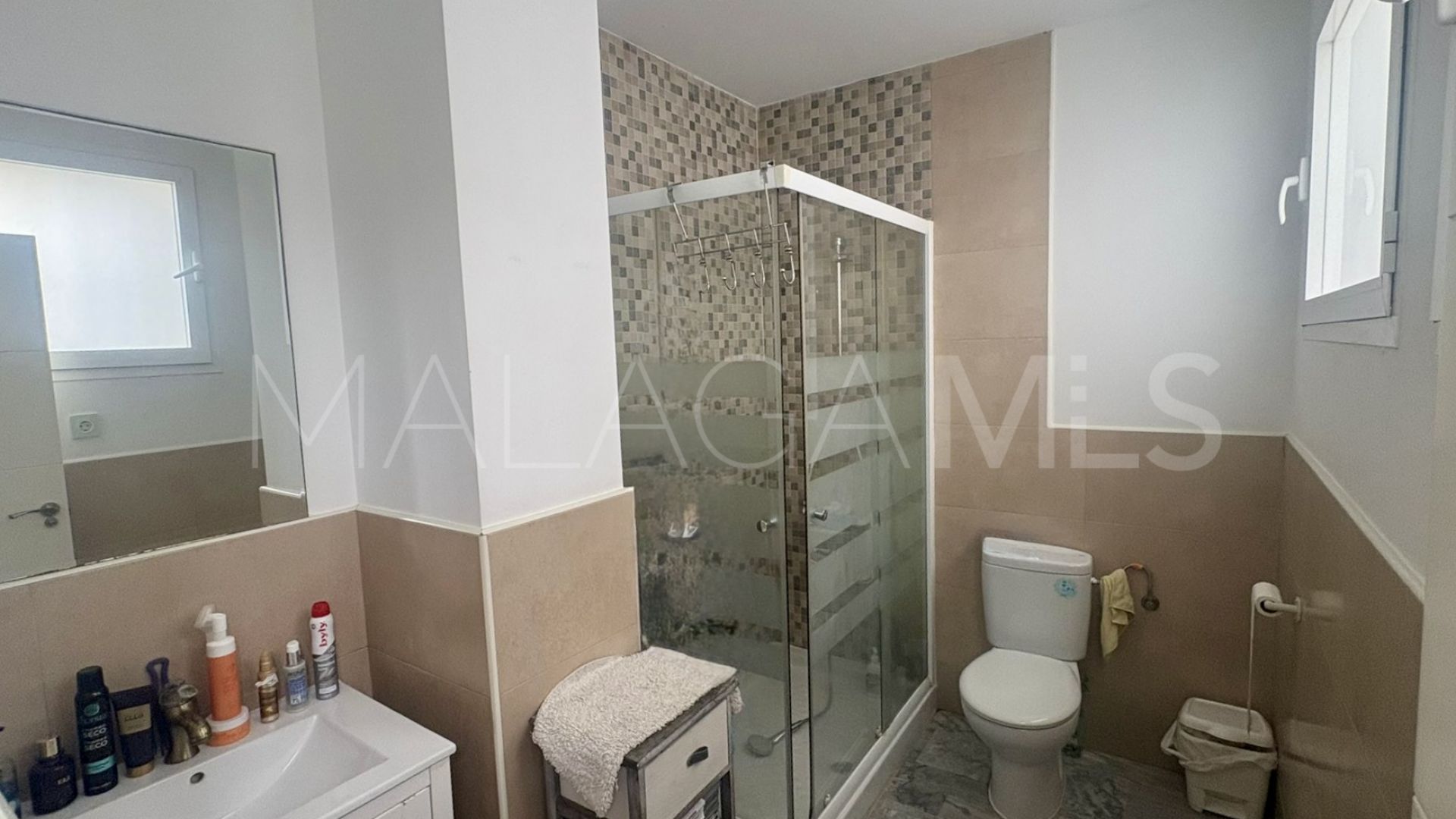 Markplanslägenhet for sale in Bahia Dorada