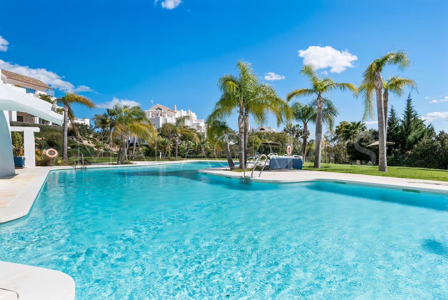 Ground floor apartment for sale in Alcazaba Lagoon