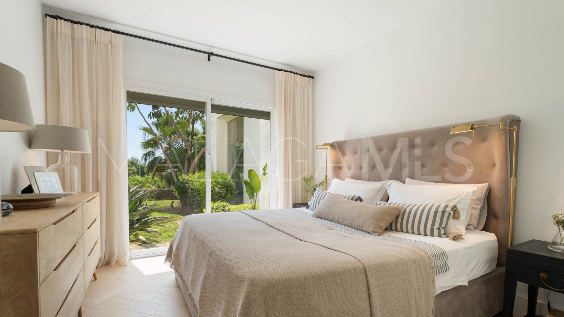 Ground floor apartment for sale in Alcazaba Lagoon