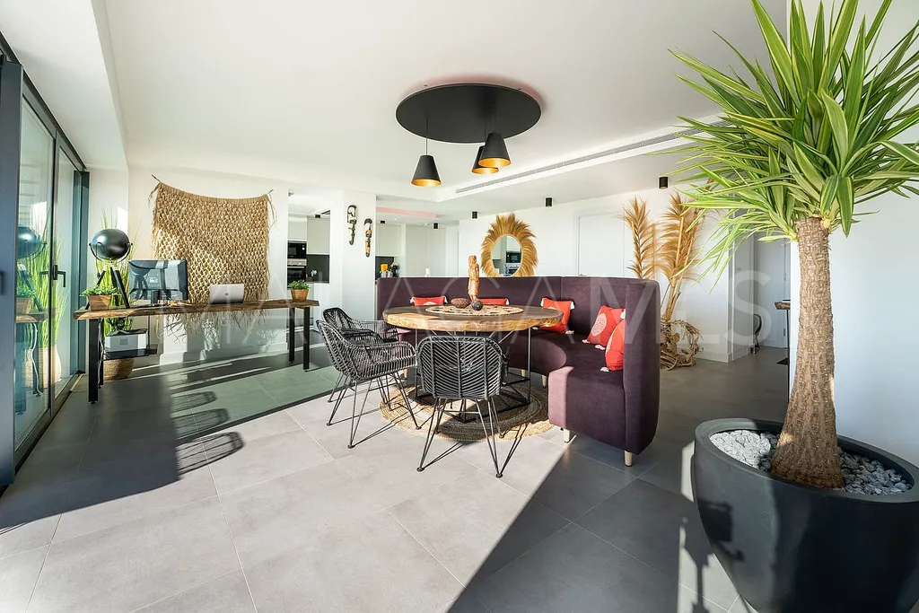 Buy apartamento in Oasis325