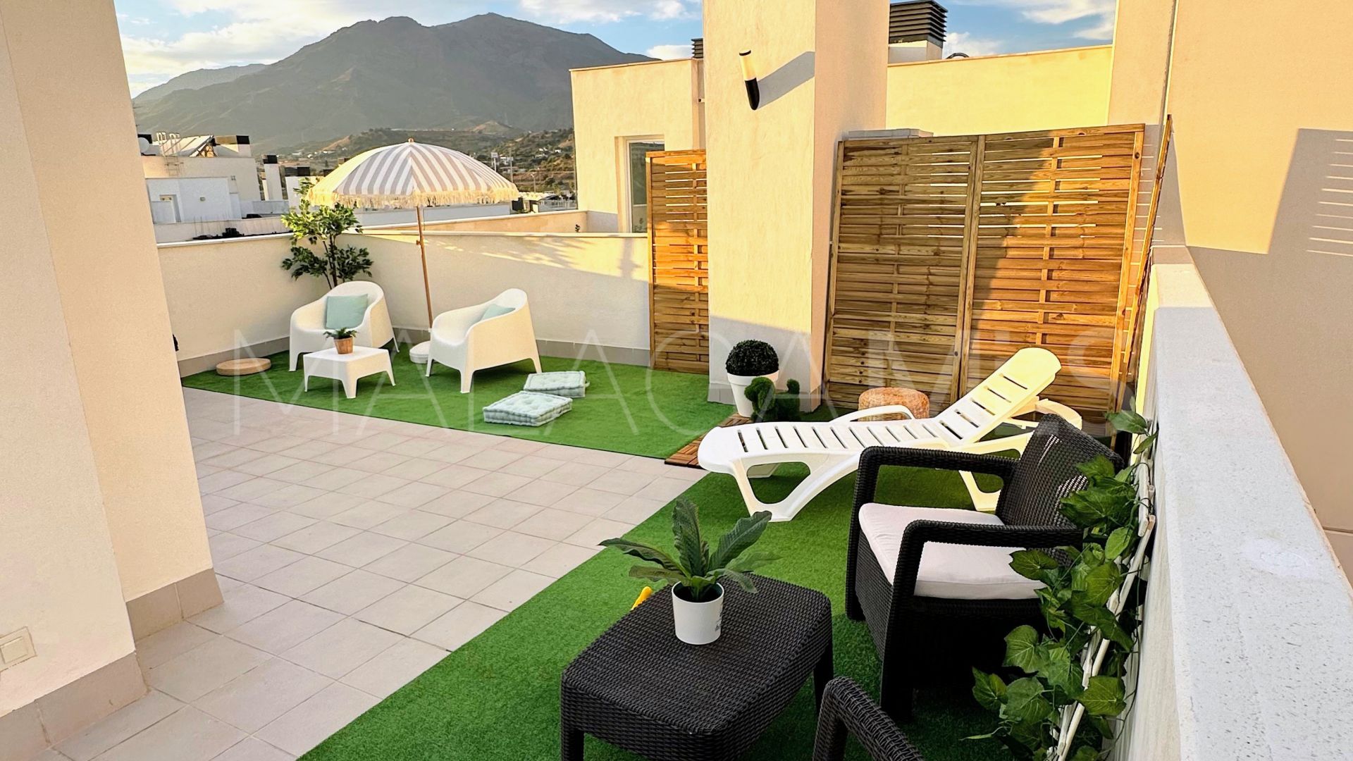 Duplex penthouse for sale in Estepona Centre