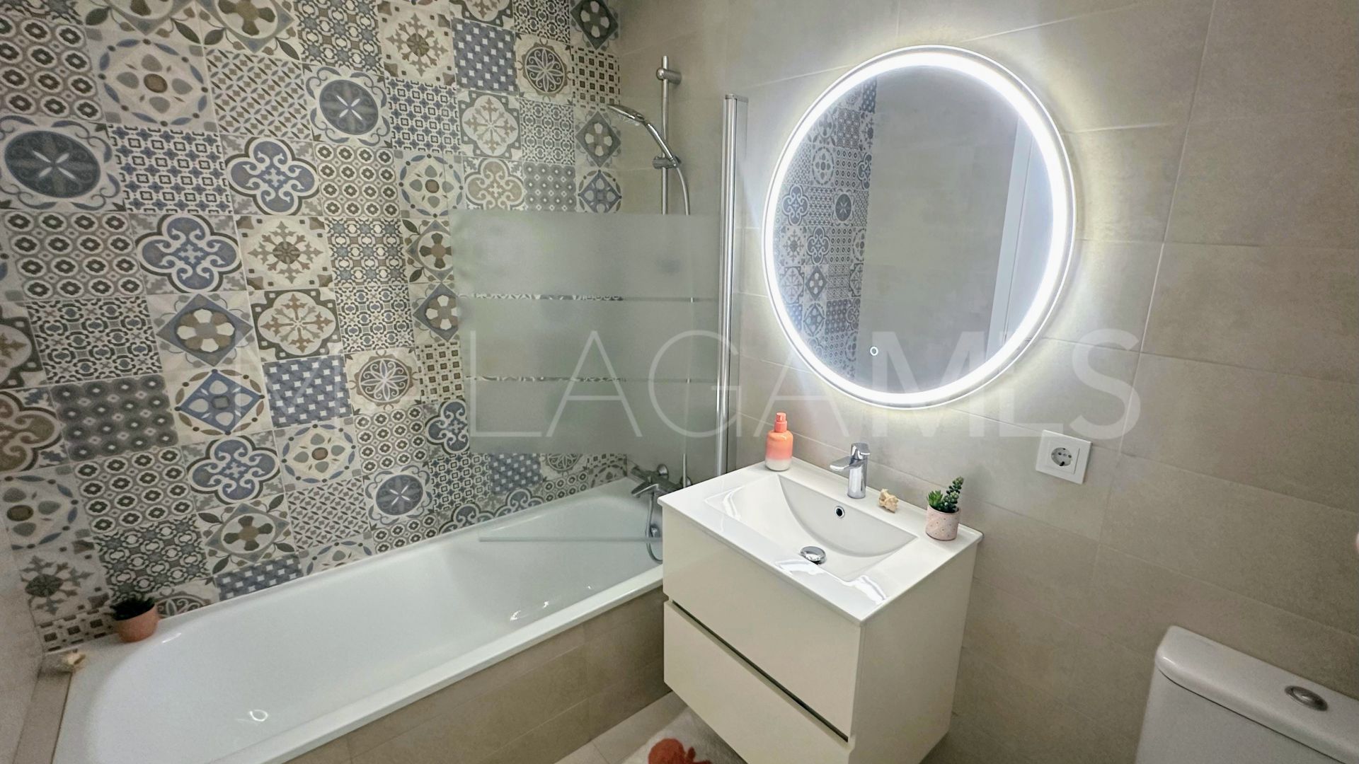 Duplex penthouse for sale in Estepona Centre