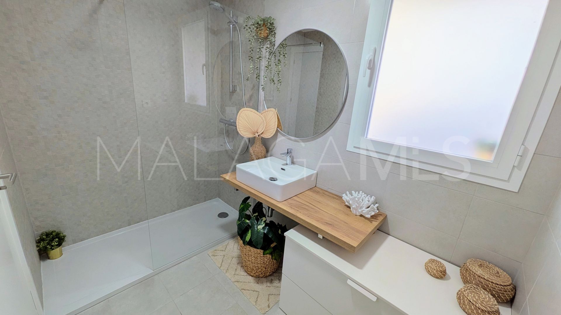 Duplex penthouse for sale in Estepona Centre