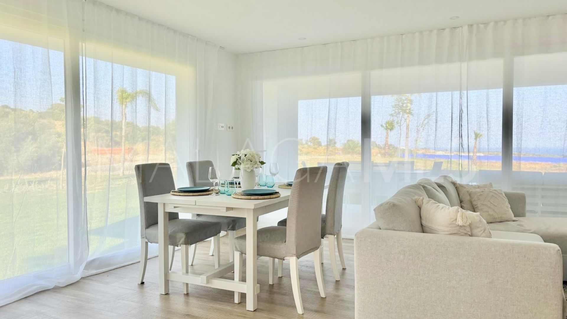 For sale Alcazaba Lagoon 2 bedrooms ground floor apartment