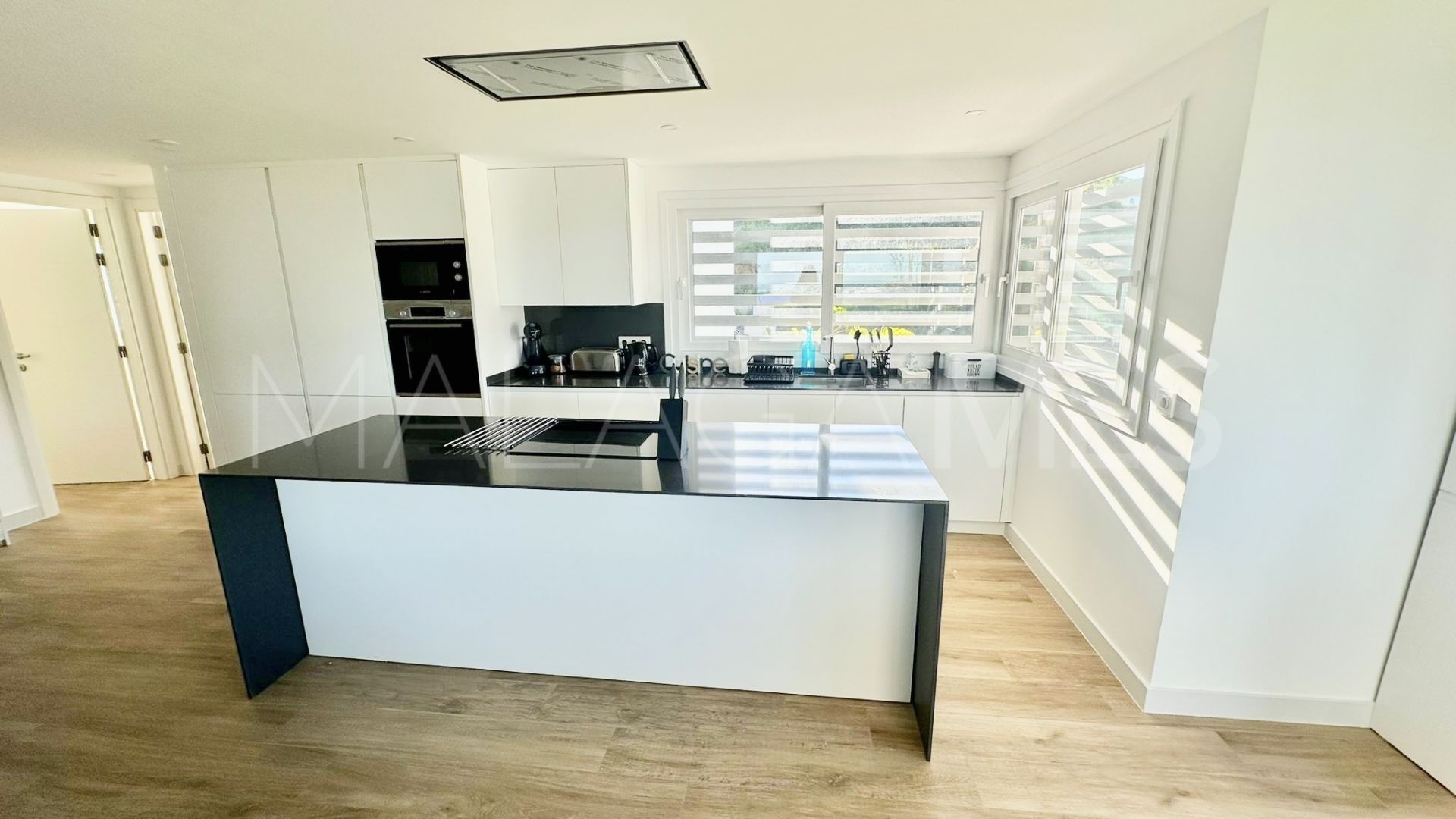 For sale Alcazaba Lagoon 2 bedrooms ground floor apartment