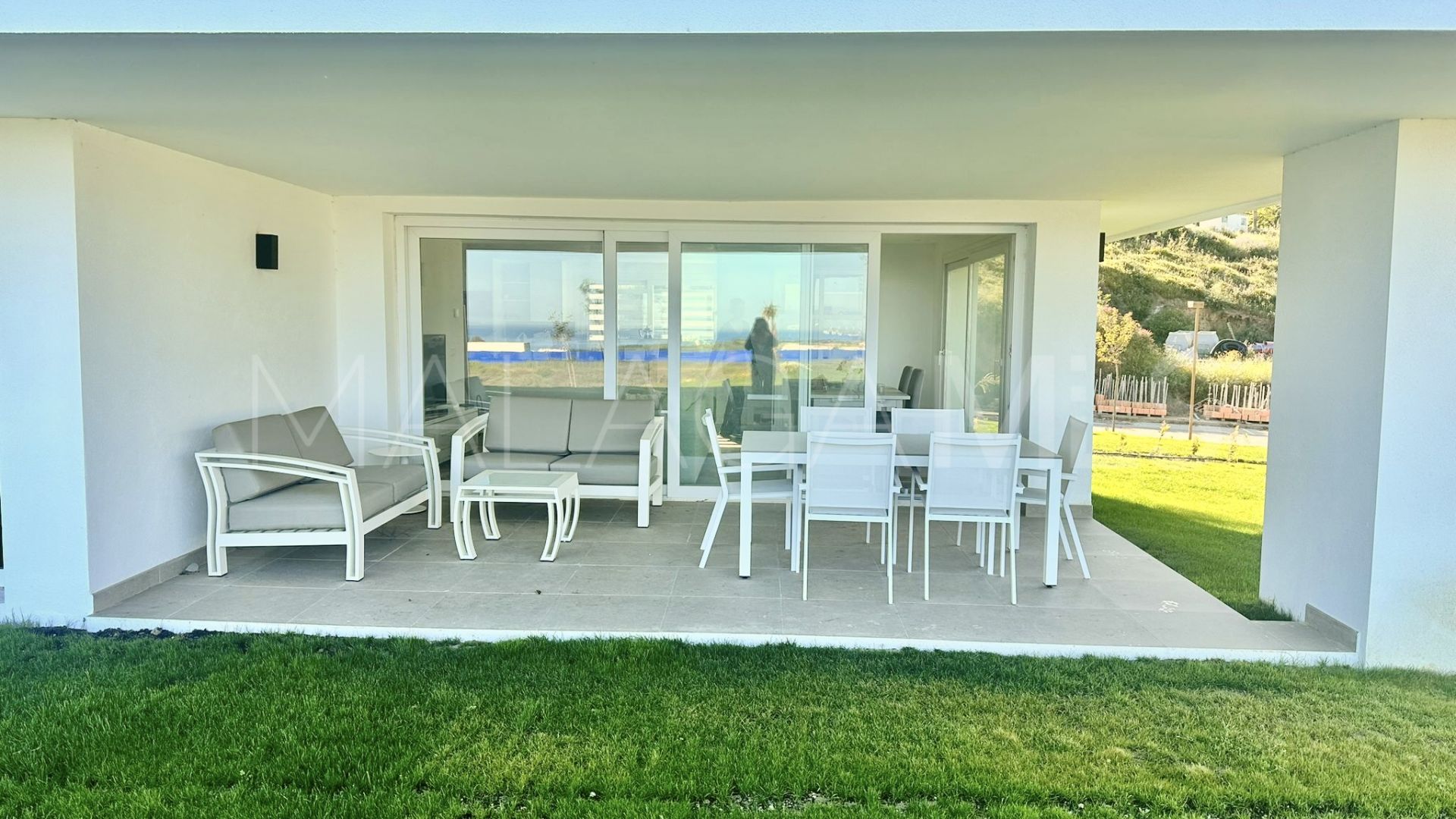 For sale Alcazaba Lagoon 2 bedrooms ground floor apartment