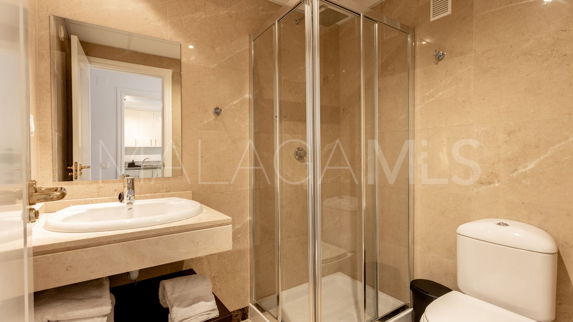 Lägenhet for sale in Duquesa Village