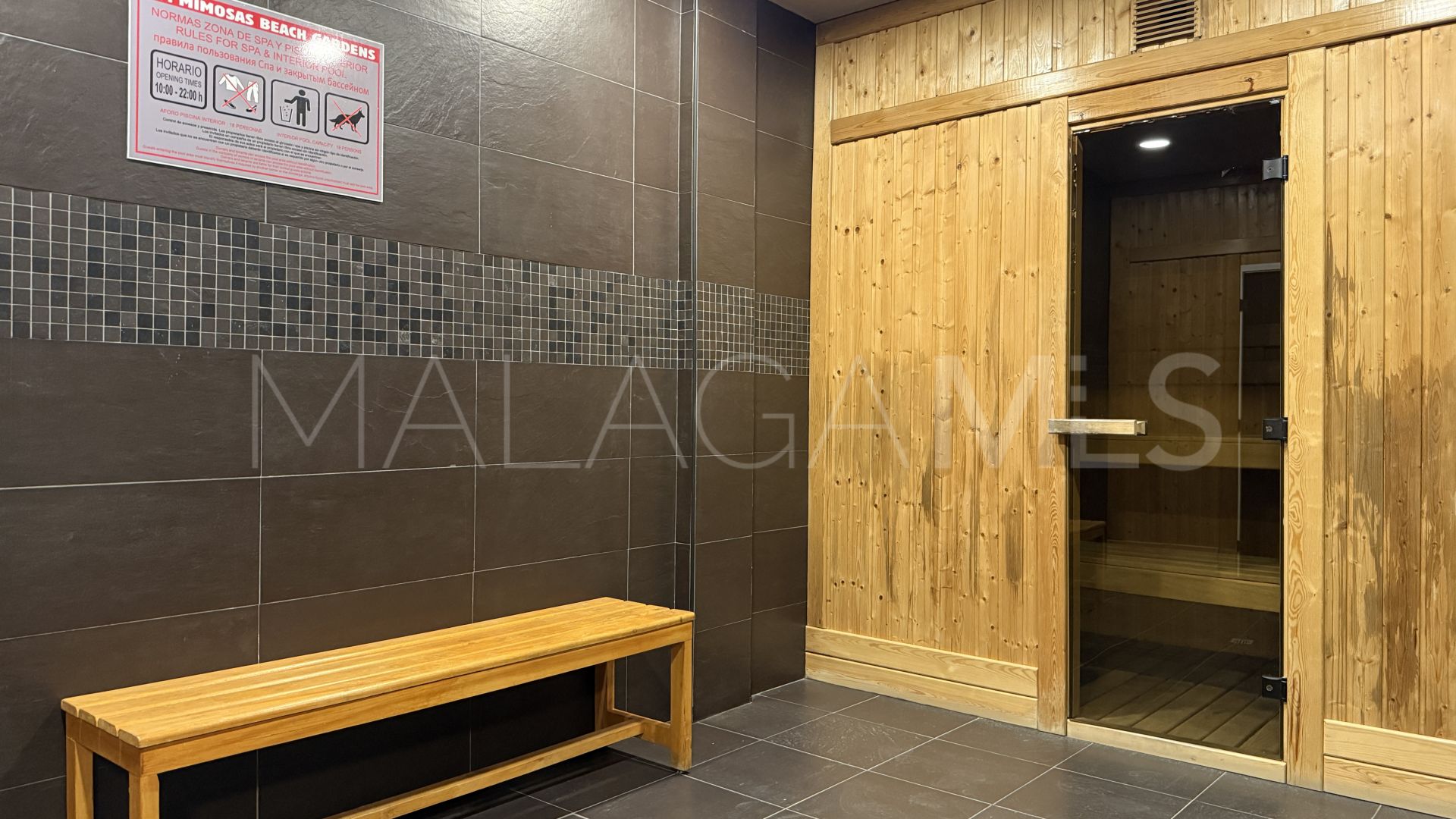 Apartment in Las Mimosas for sale