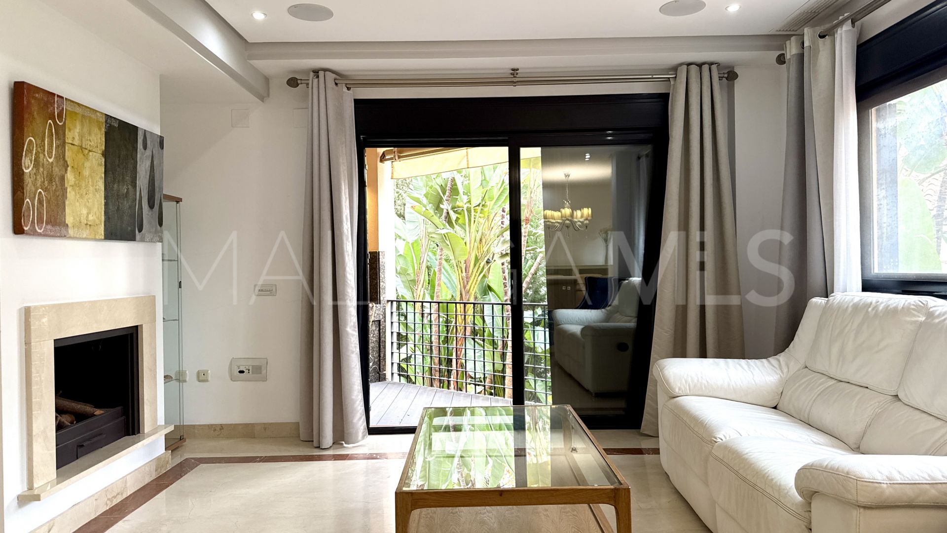 Apartment in Las Mimosas for sale