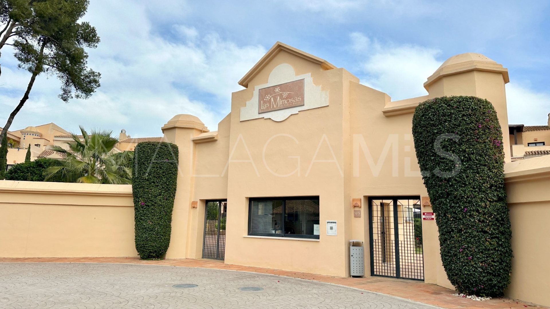 Apartment in Las Mimosas for sale