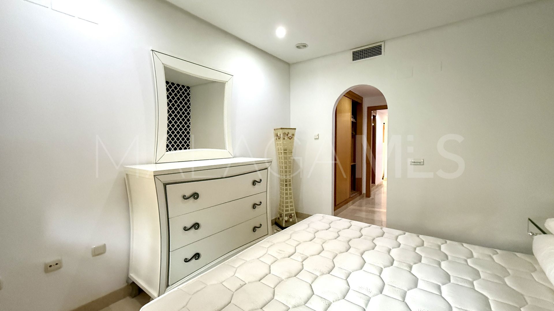 Apartment in Las Mimosas for sale