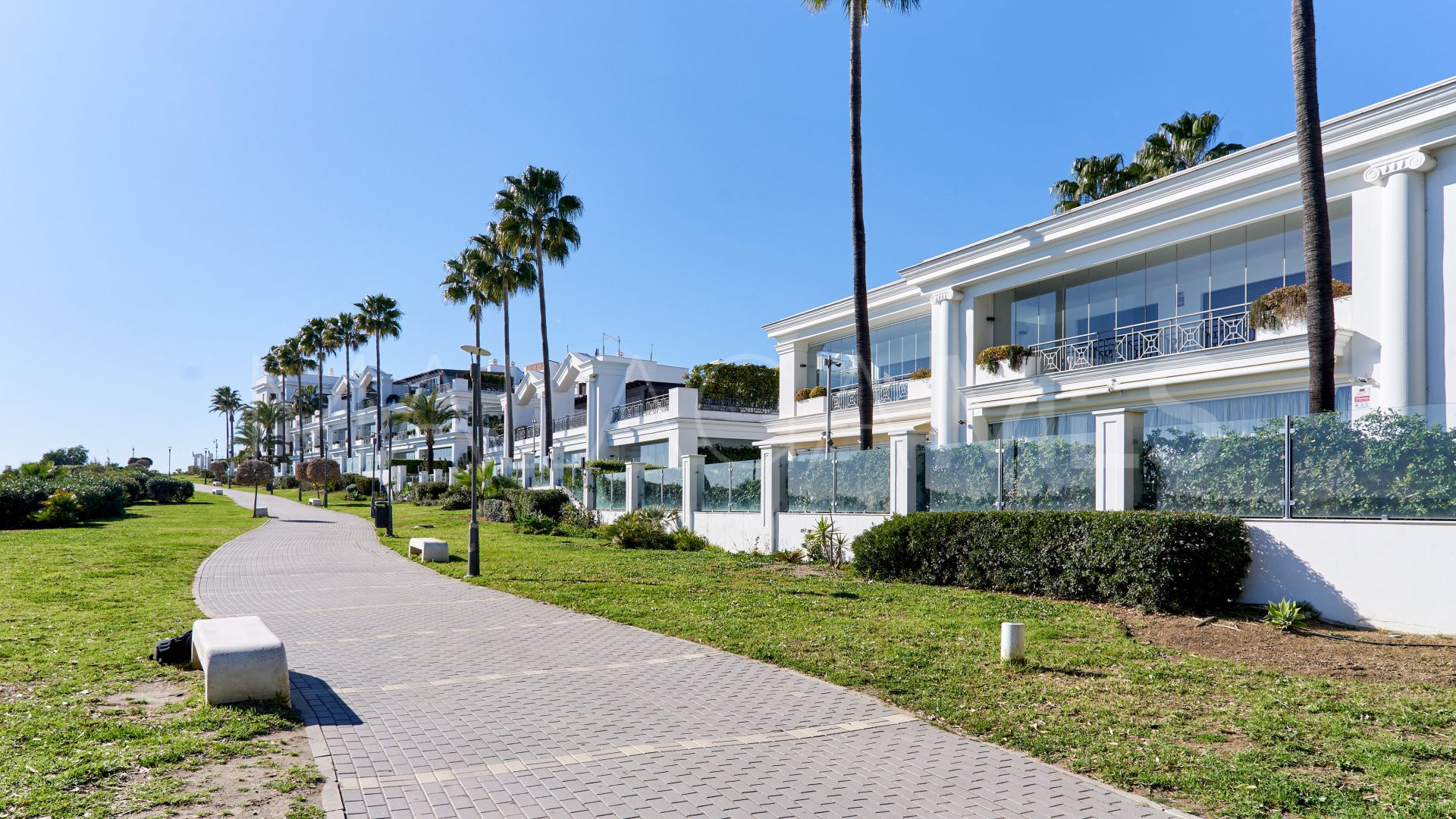 Erdgeschosswohnung for sale in Doncella Beach