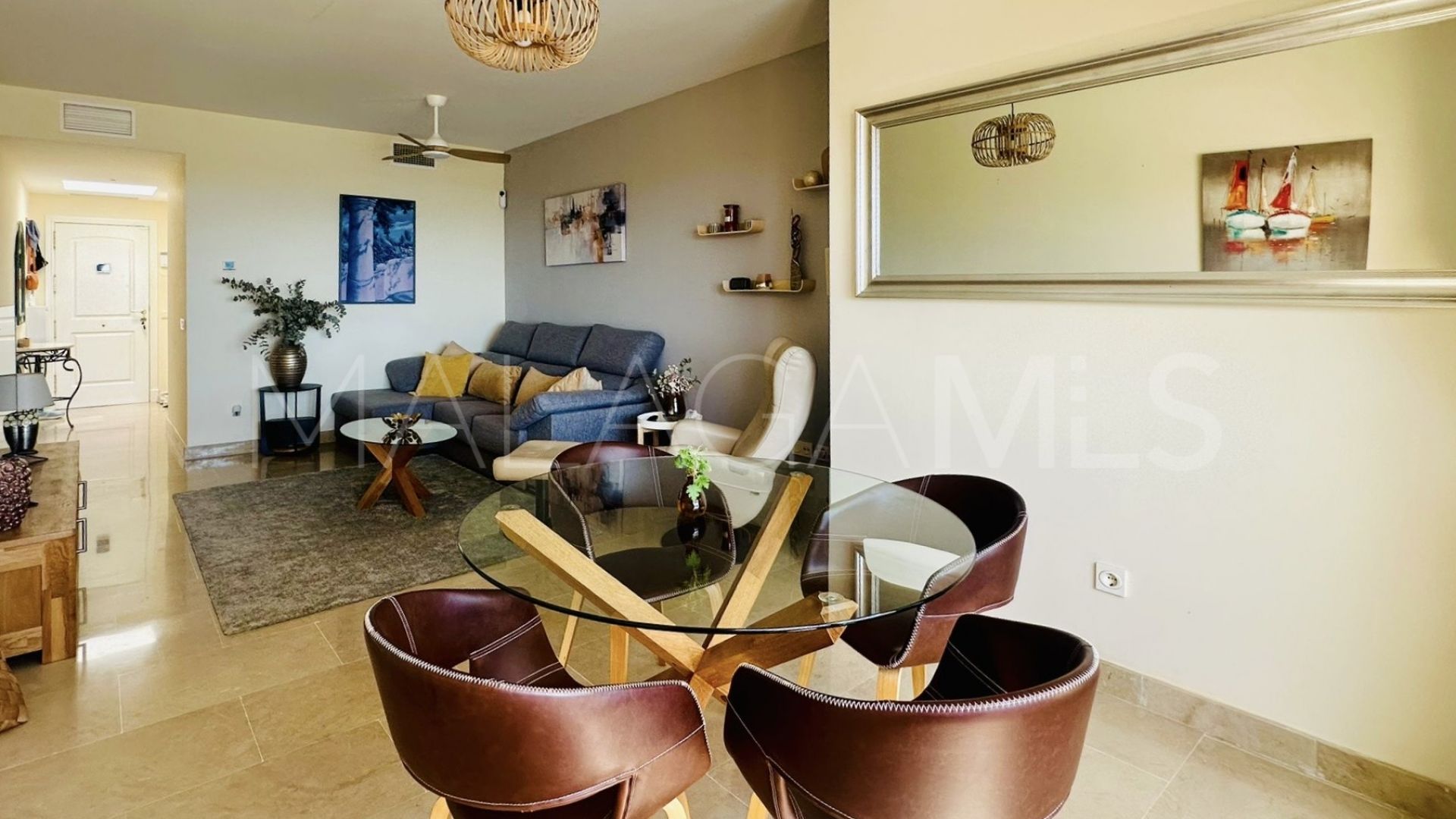 Takvåning for sale in Duquesa Village