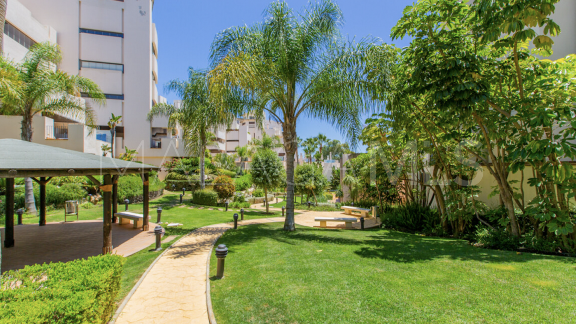 For sale 2 bedrooms ground floor apartment in Bahia de la Plata