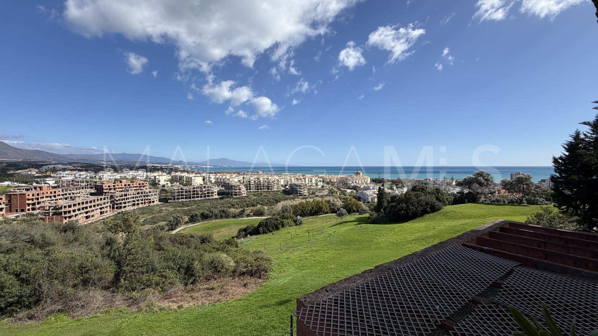 Duplex for sale in La Duquesa