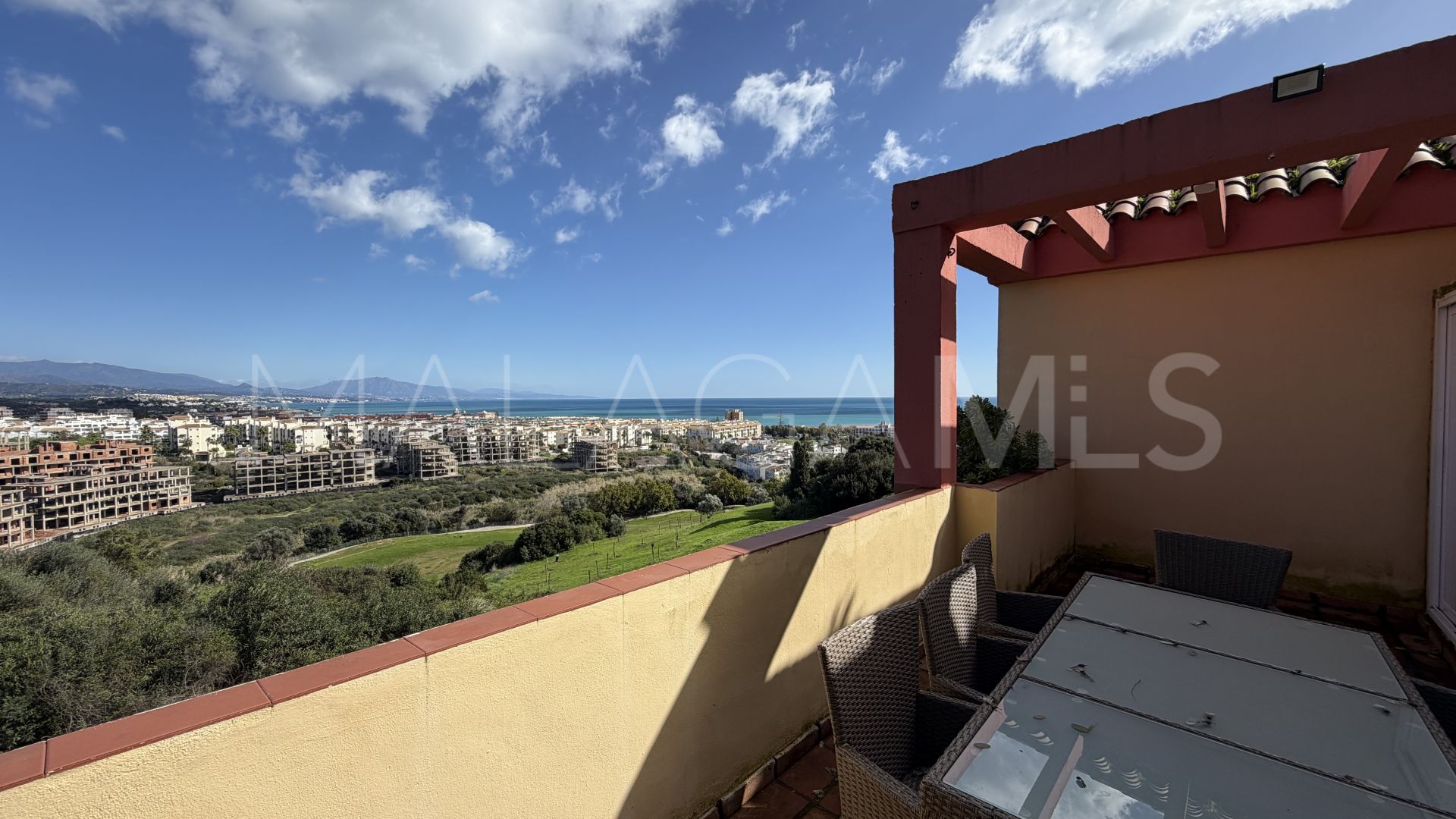 Duplex for sale in La Duquesa