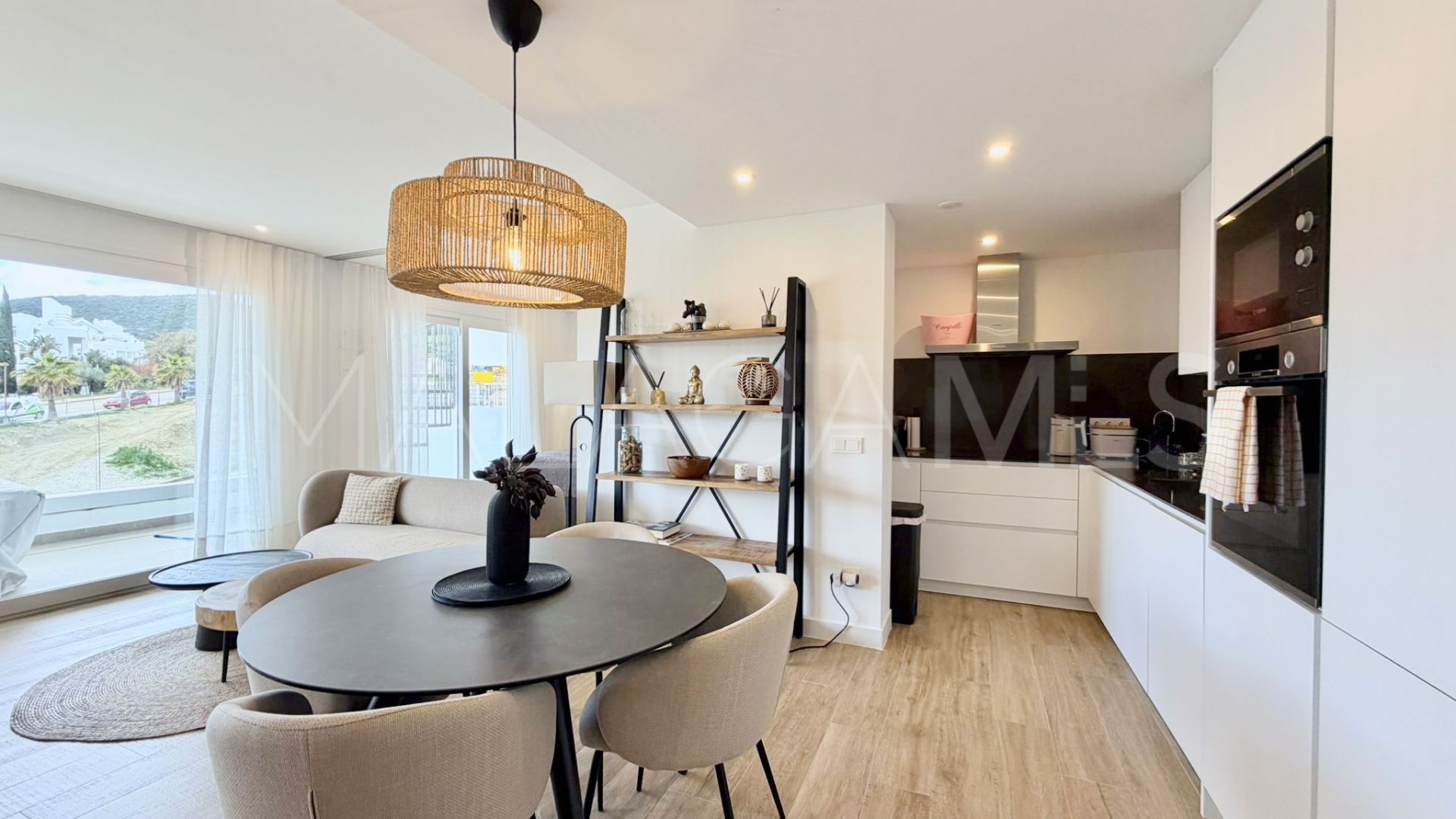 Buy Ático in Alcazaba Lagoon