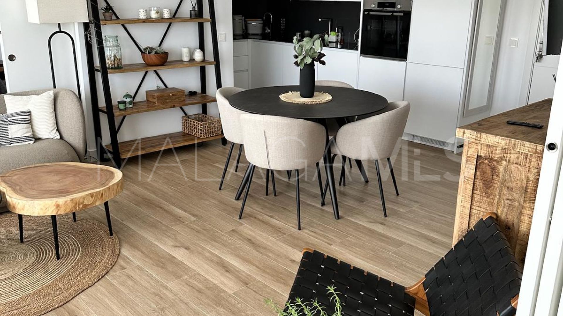 Takvåning for sale in Alcazaba Lagoon