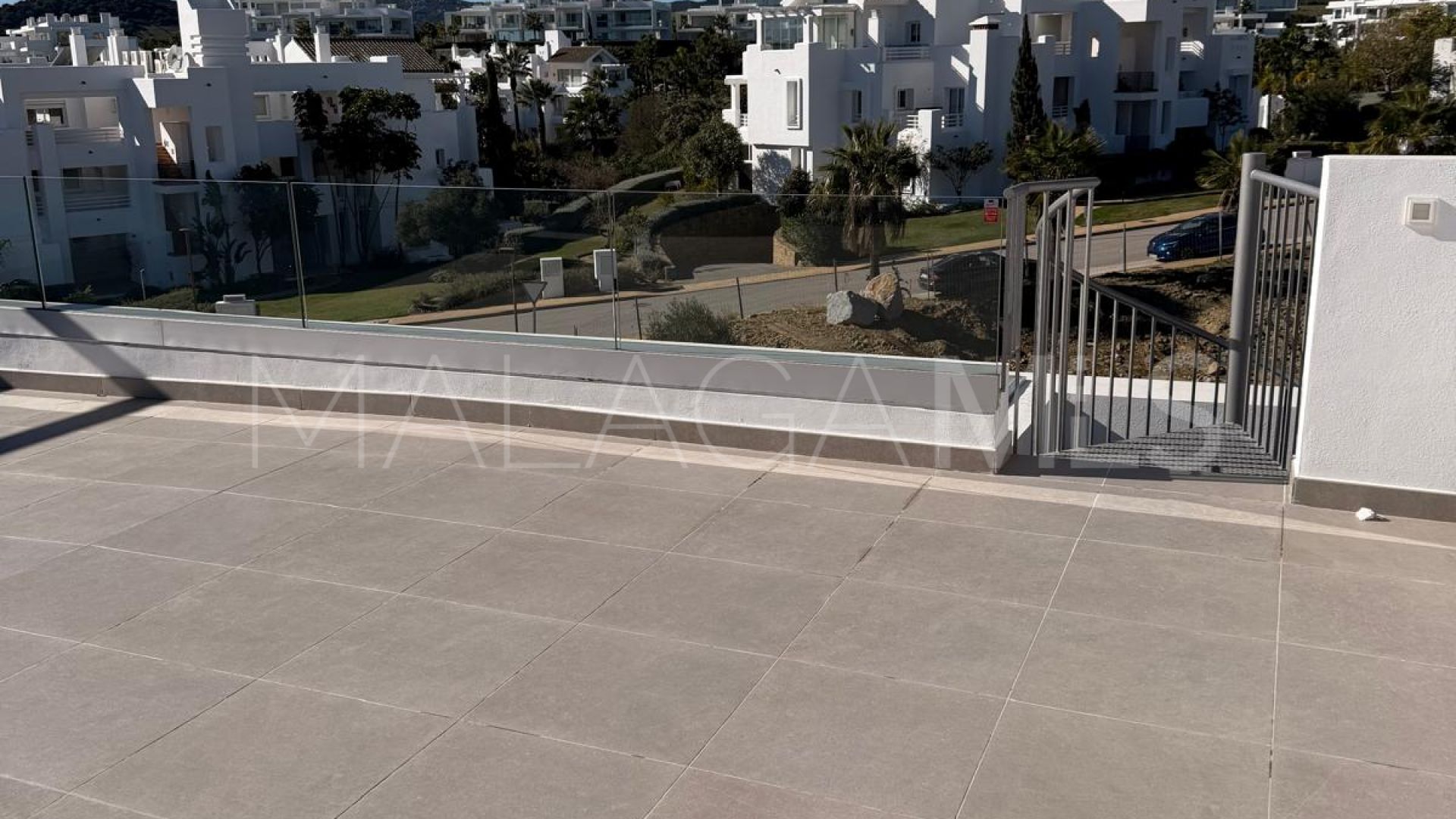 Buy Ático in Alcazaba Lagoon