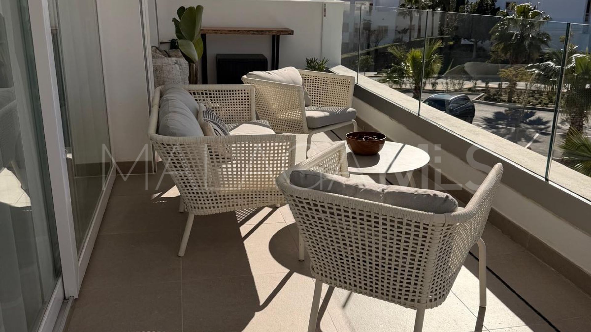 Buy Ático in Alcazaba Lagoon