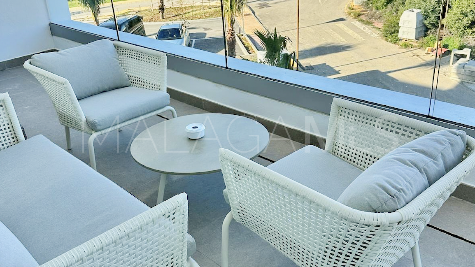 Buy Ático in Alcazaba Lagoon