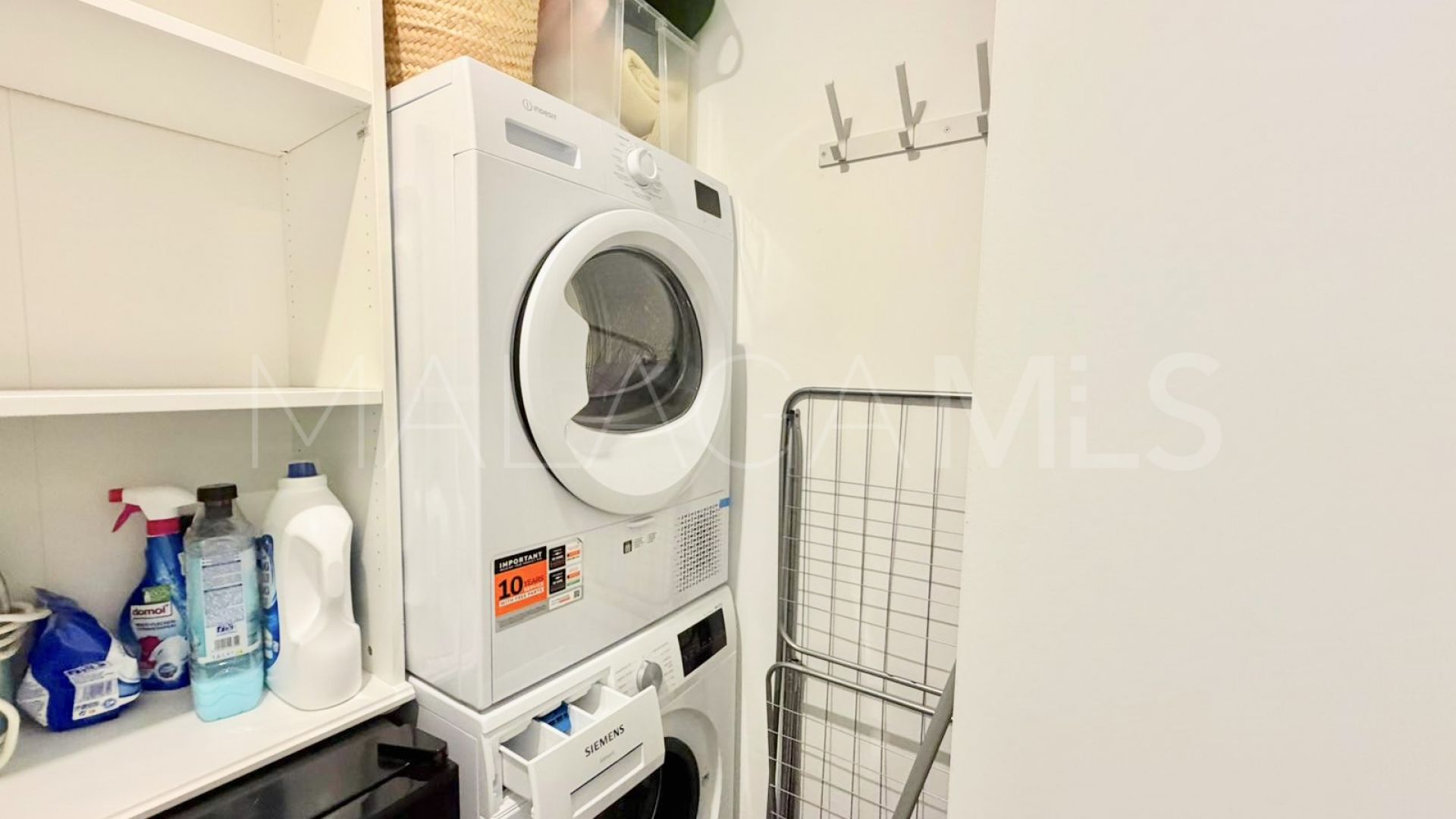 Buy Ático in Alcazaba Lagoon