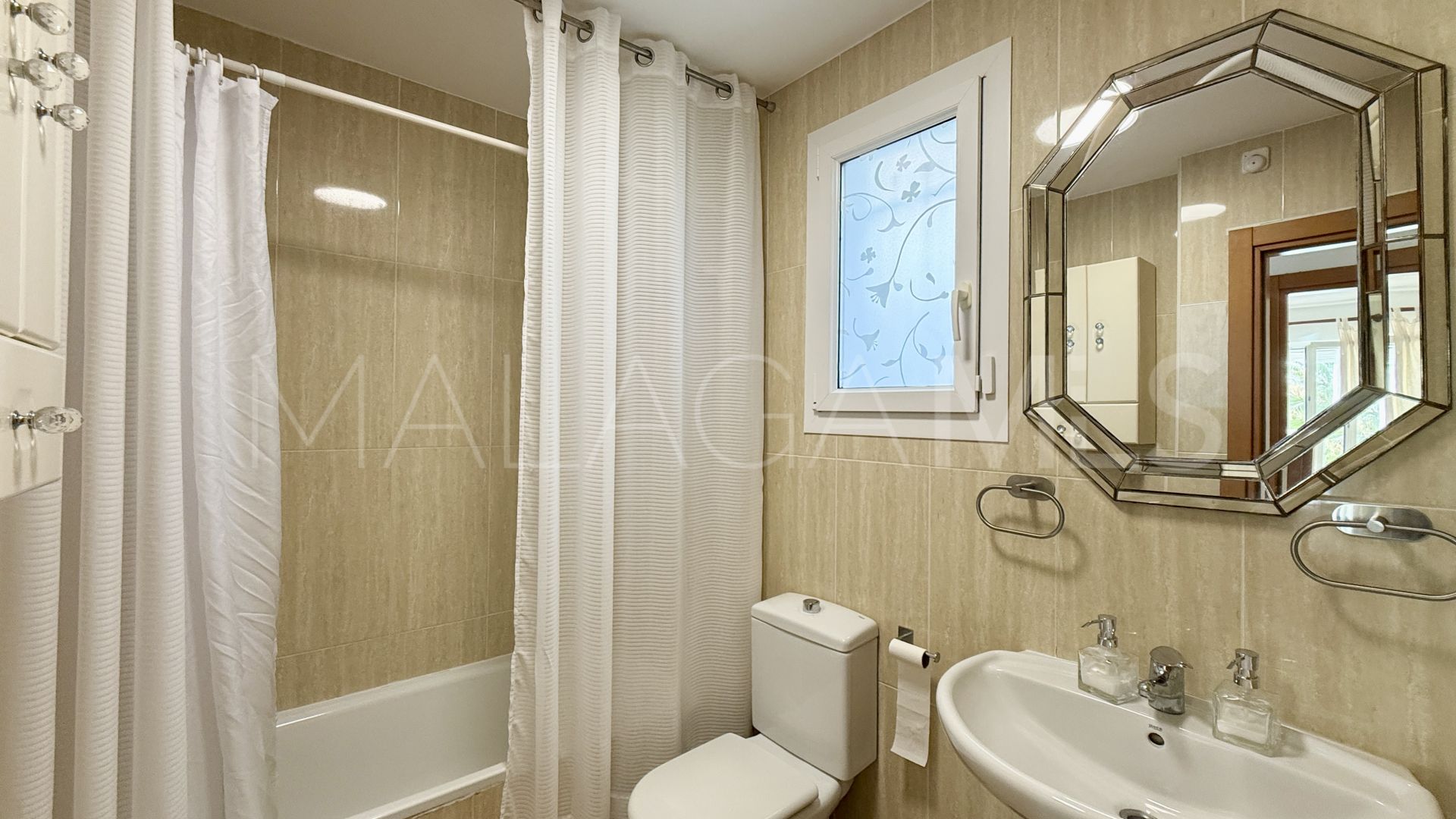 Lägenhet for sale in Sabinillas