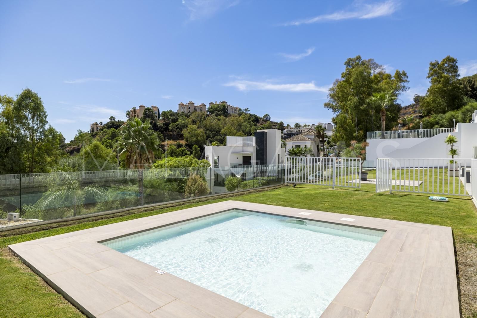 Appartement rez de chaussée for sale in Aqualina