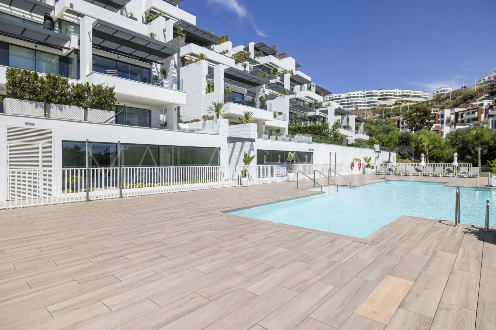 Appartement rez de chaussée for sale in Aqualina