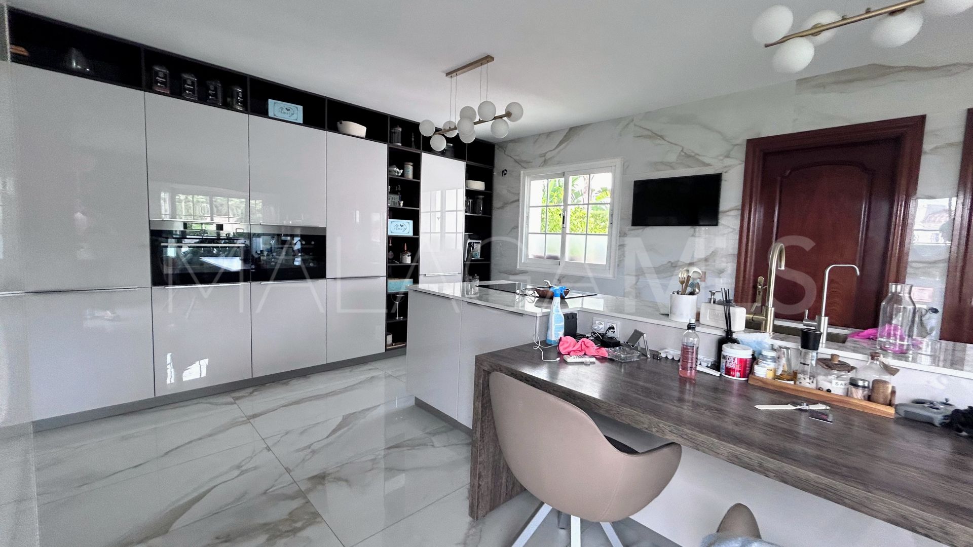 Villa for sale in Guadalmina Alta
