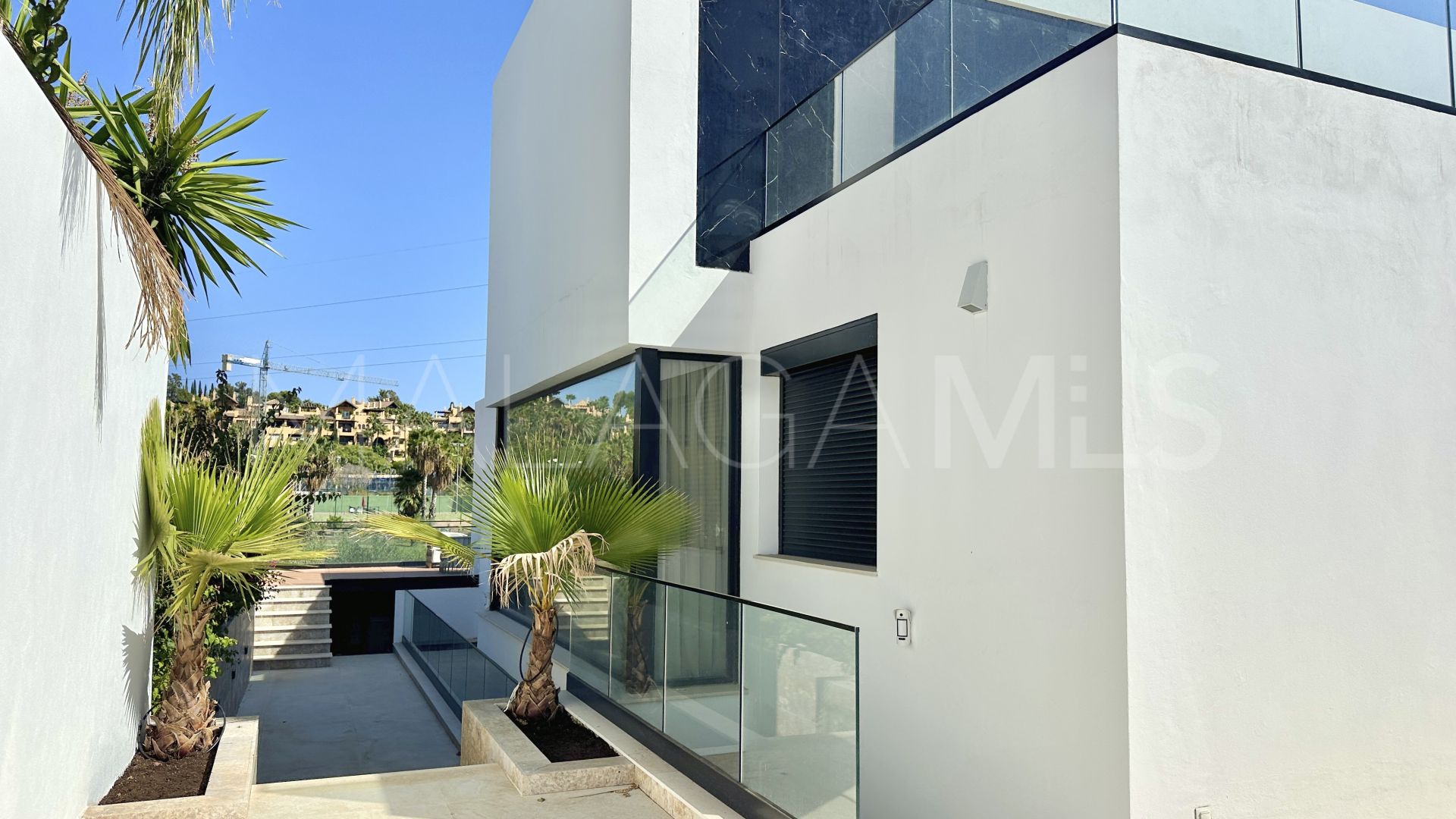 Villa for sale in El Campanario