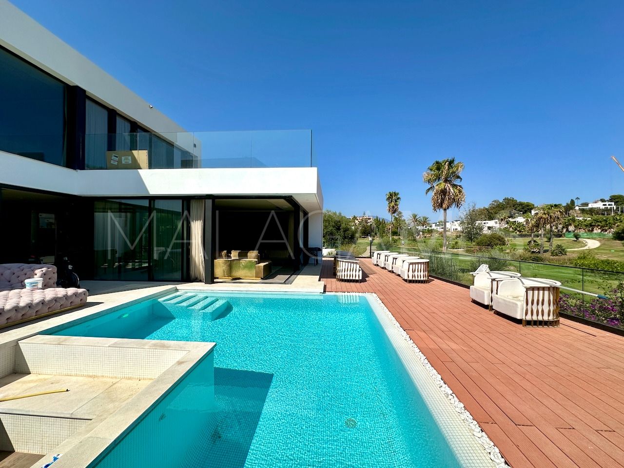 Villa for sale in El Campanario