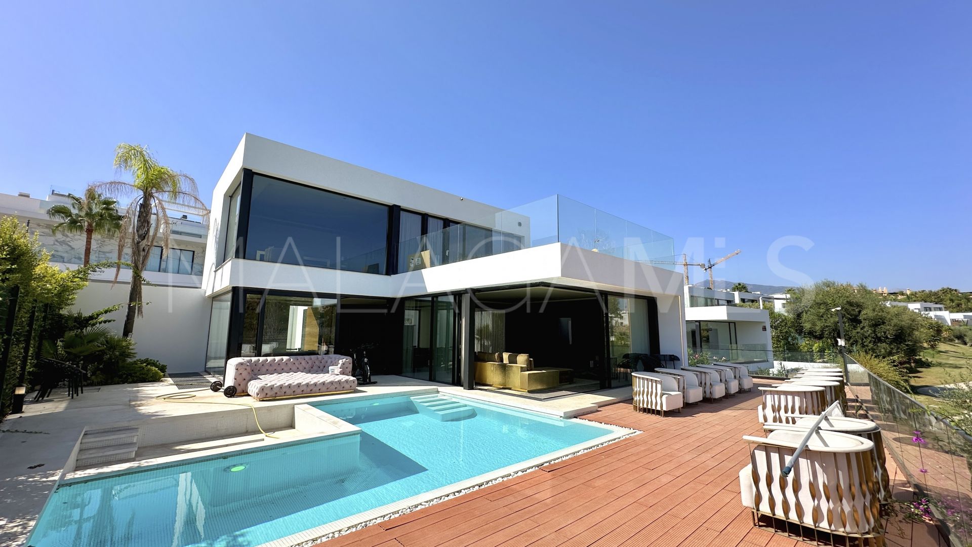 Villa for sale in El Campanario