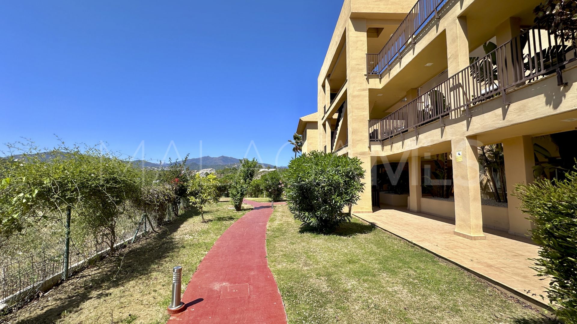 Apartamento planta baja for sale in La Resina Golf