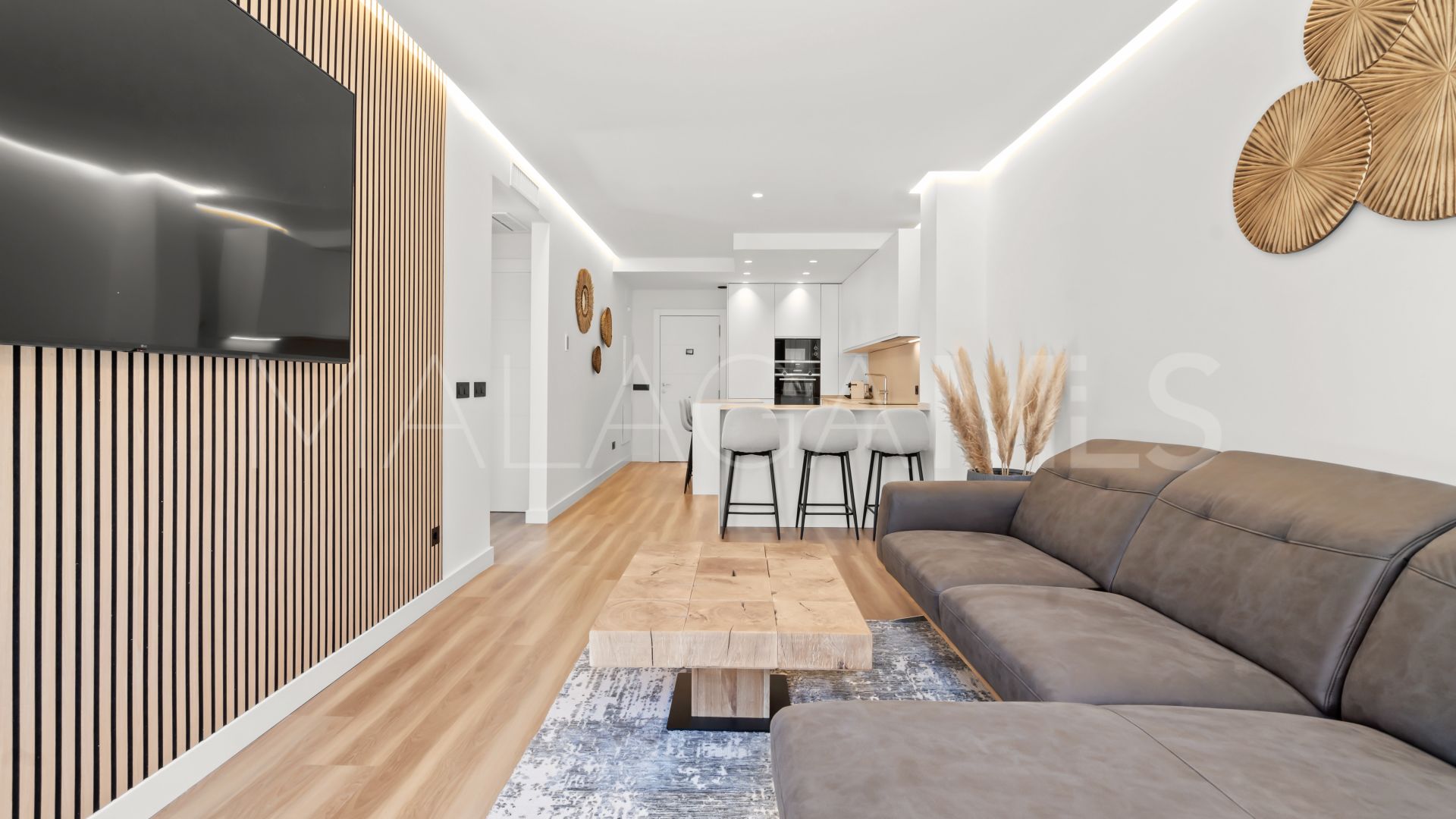 Apartment for sale in Estepona Centre with 2 bedrooms