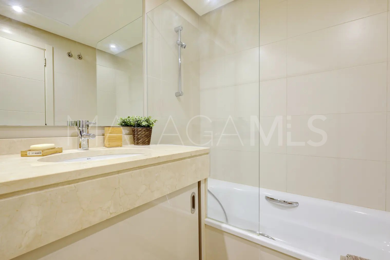 Erdgeschosswohnung for sale in Alcazaba Lagoon