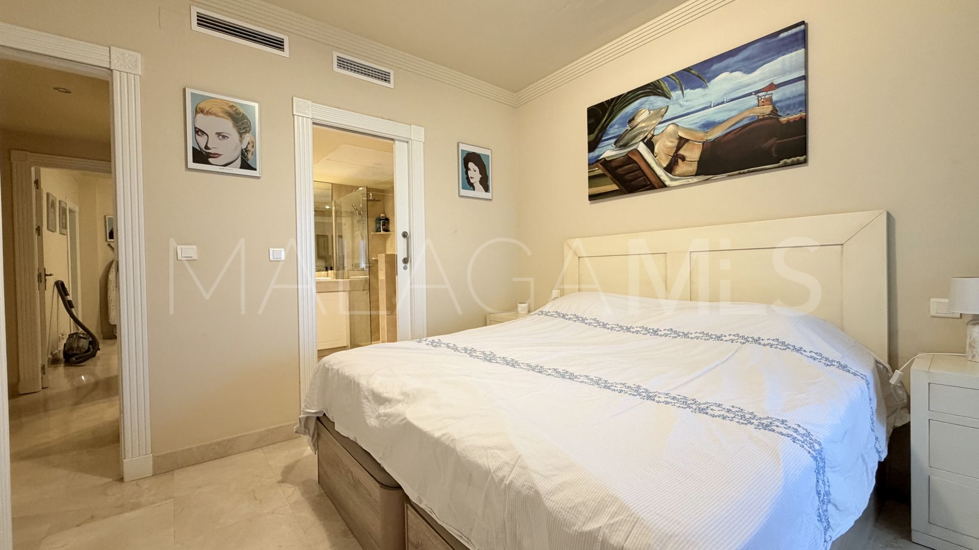 Sinfonia del Mar apartment for sale