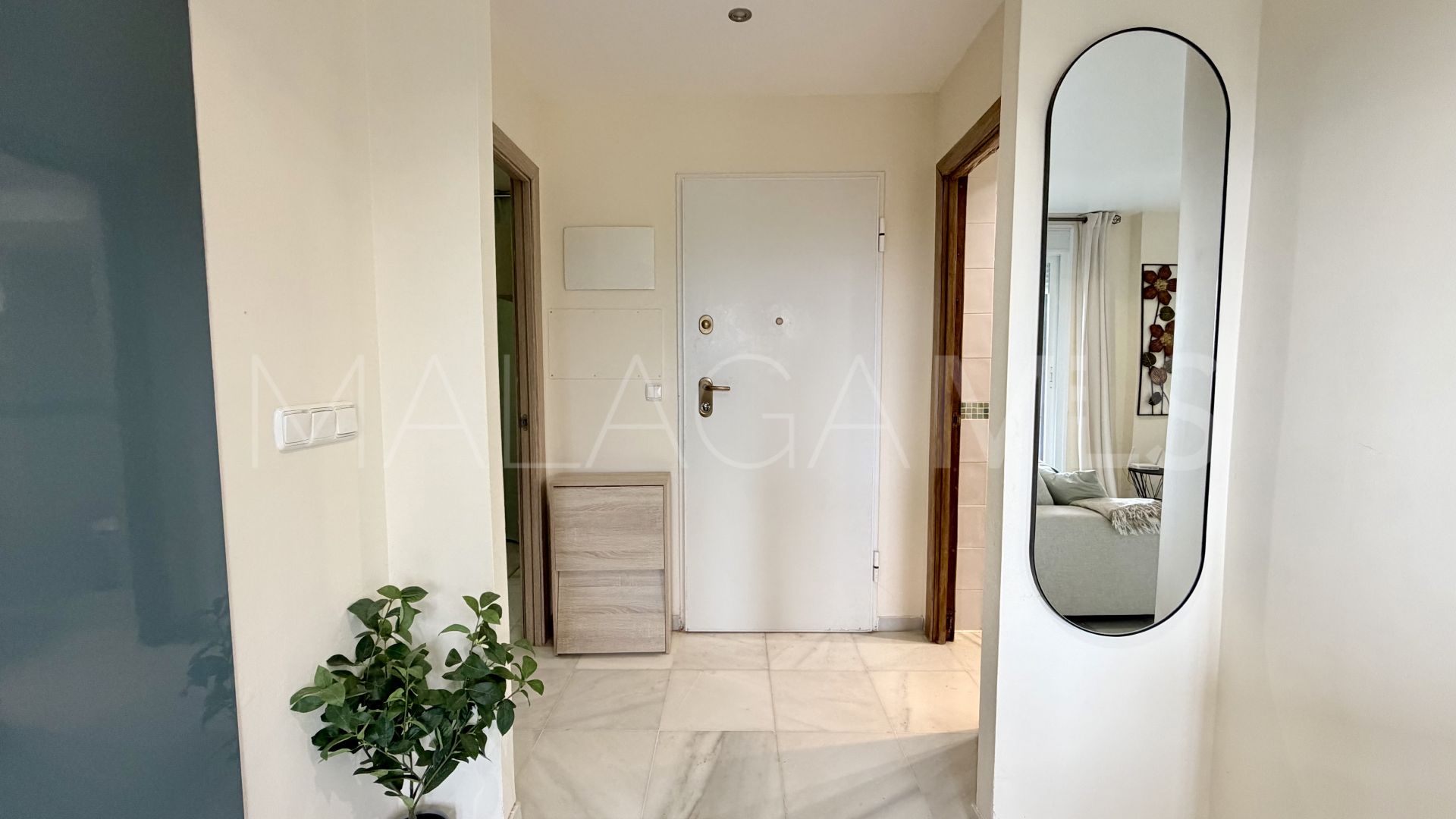 Ground floor duplex for sale in La Duquesa