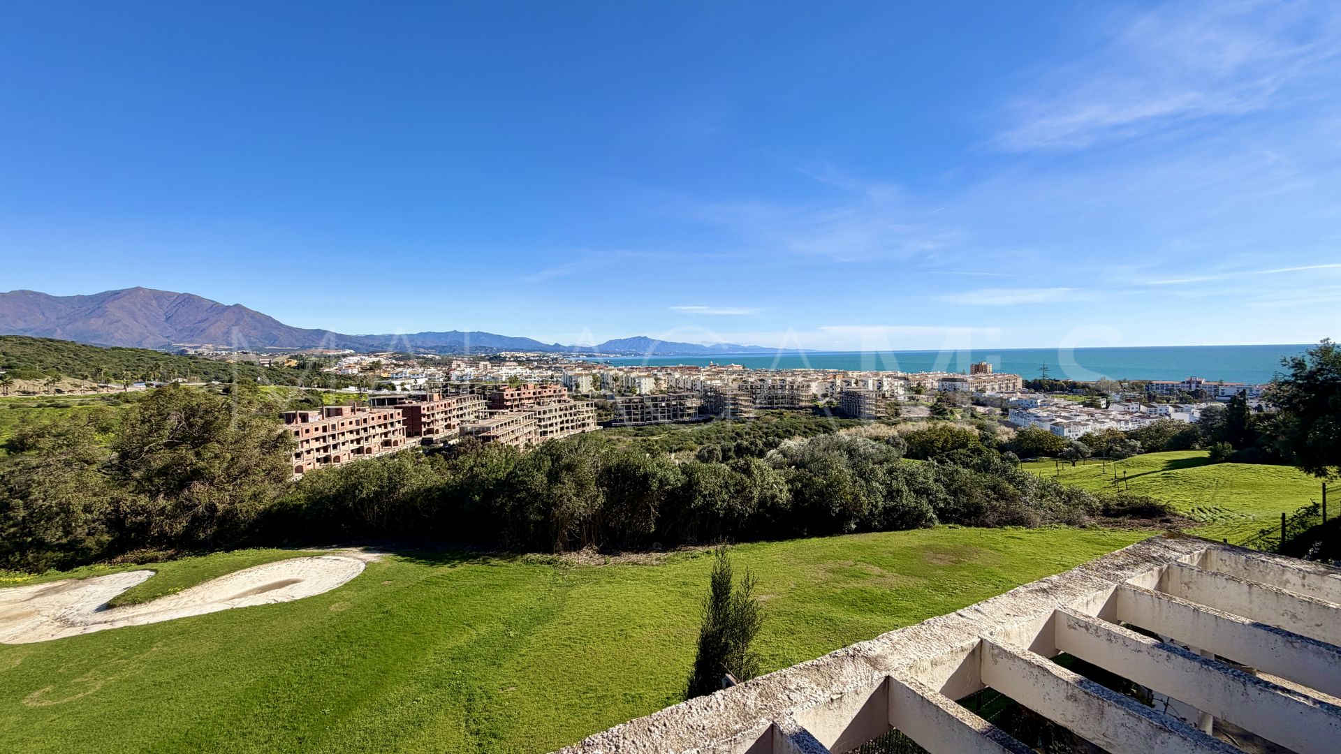 Duplex rez de chaussée for sale in La Duquesa